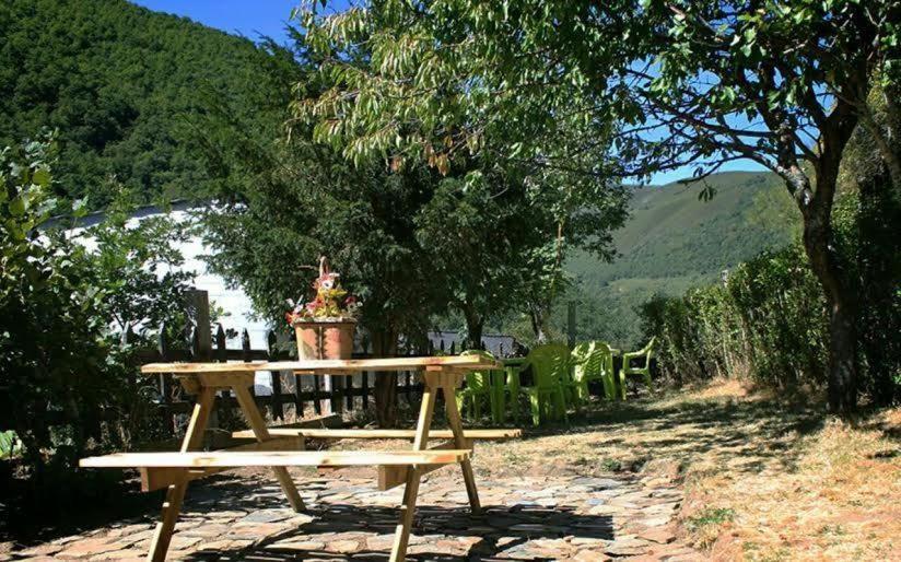Casa Rural La Fuente Техедо-дель-Силь Экстерьер фото